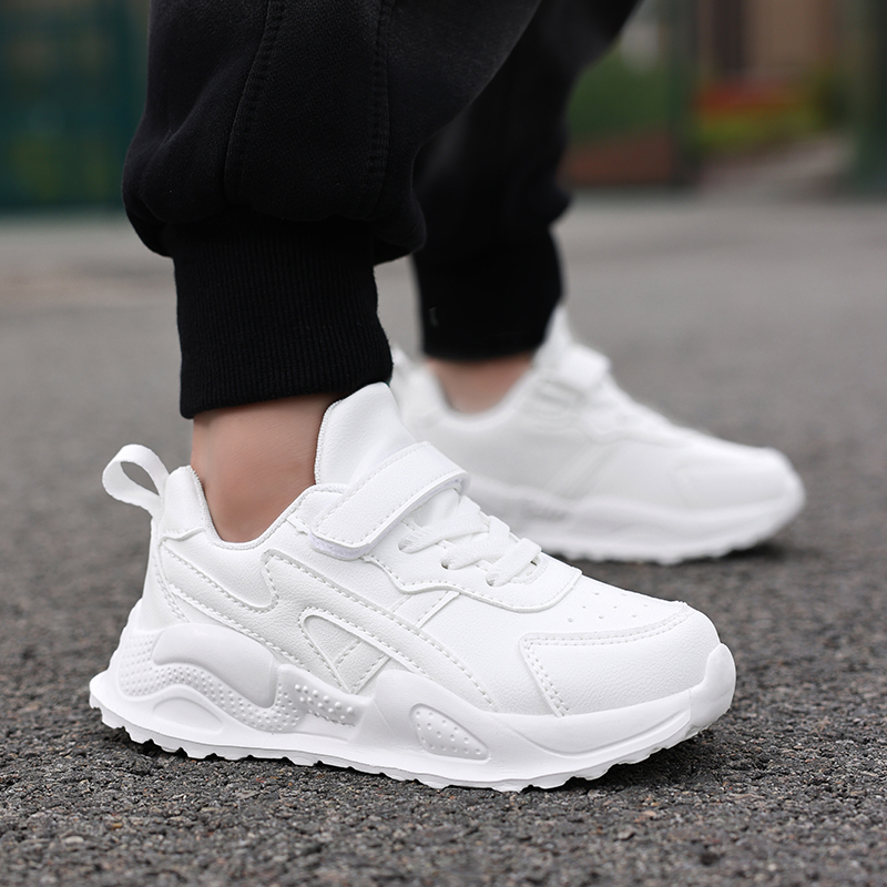 Scarpe casual in pelle bianca  - Sports Equipment For Schools recensione e prezzo